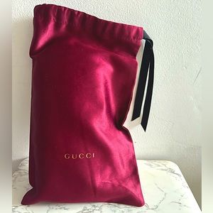 Gucci Prescription Eyeglasses *LENSES NEED TO BE CHANGED*